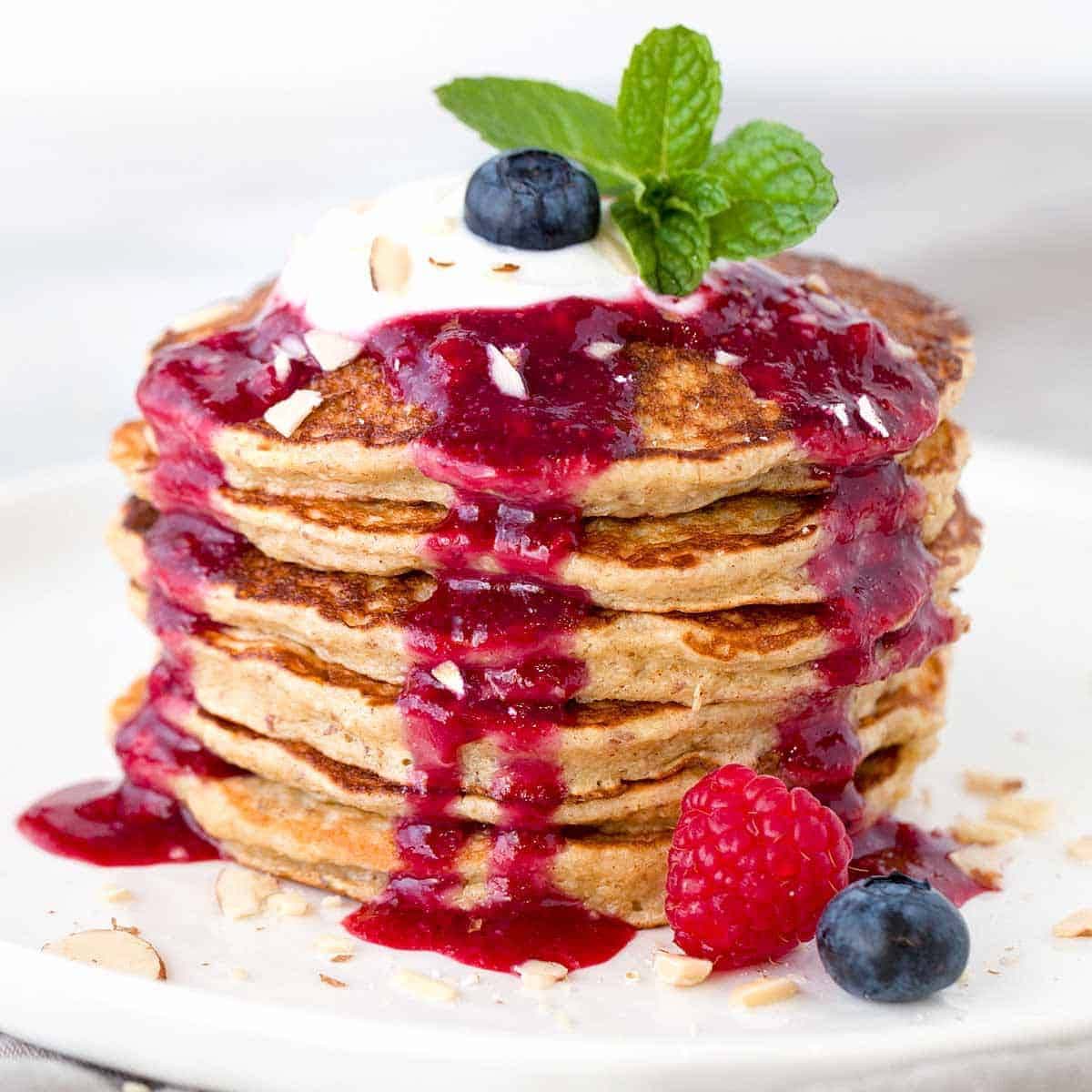 PUREÉ malinový bozk with pancakes
